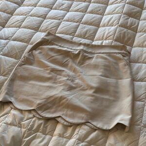 Vineyard Vines Beige Scalloped Mini Skirt